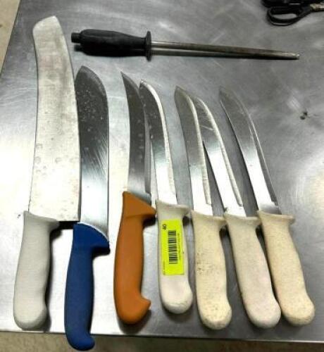 DESCRIPTION: ASSORTED KNIVES AND SHARPENER LOCATION: PRODUCTION AREA QTY: 1