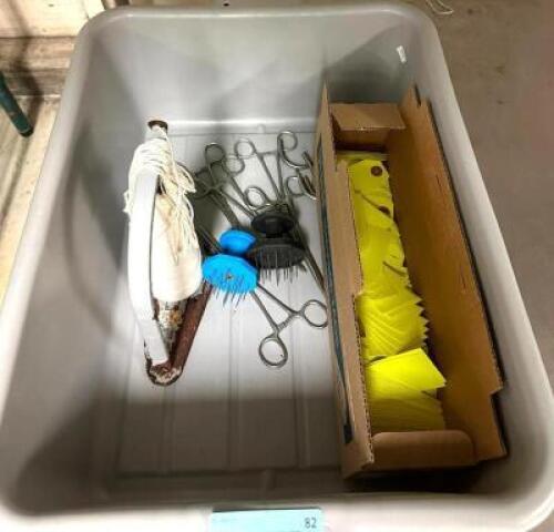 DESCRIPTION: ASSORTED SCISSORS/TAGS/TWINE AS SHOWN LOCATION: PRODUCTION AREA QTY: 1