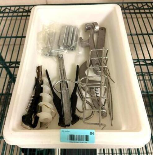 DESCRIPTION: ASSORTED KITCHEN UTENSILS AS SHOWN LOCATION: PRODUCTION AREA QTY: 1