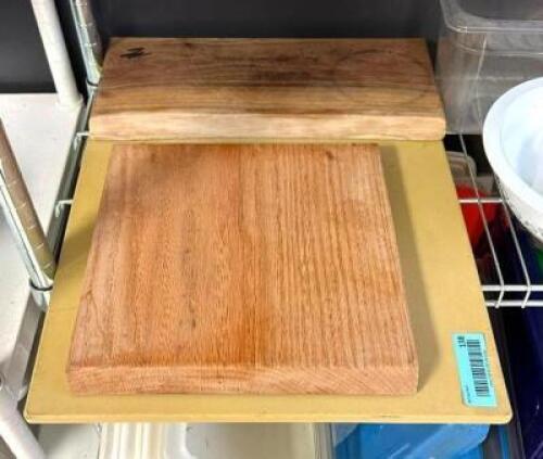 DESCRIPTION: ASSORTED CUTTING BOARDS AS SHOWN LOCATION: KITCHEN QTY: 1