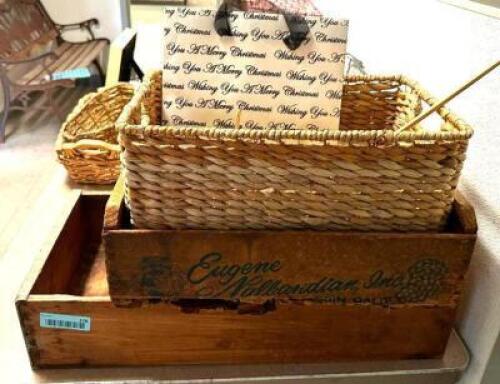 DESCRIPTION: ASSORTED BASKETS AS SHOWN LOCATION: HALLWAY QTY: 1