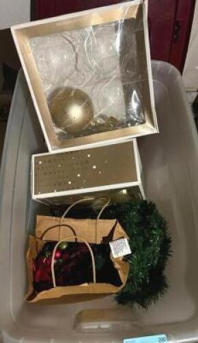 DESCRIPTION: ASSORTED CHRISTMAS DECORATIONS LOCATION: STORAGE QTY: 1