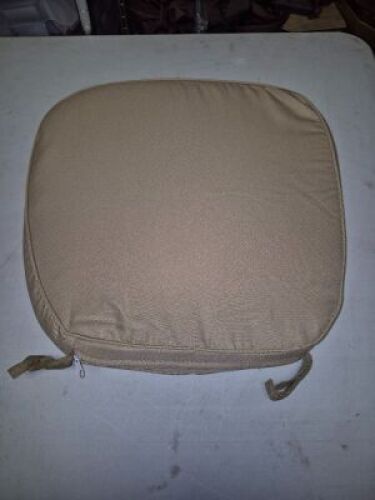 DESCRIPTION: (121) GOLD CUSION COVERS WITH CUSHION INFORMATION: FOR CHIAVARI CHAIRS LOCATION: ELECTRONICS CAGE QTY: 1