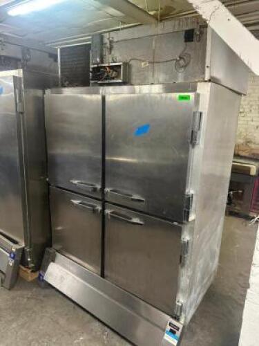 TWO DOOR / SPLIT DOOR REACH IN COOLER. ( NOT WORKING )
