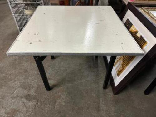 30" X 30" WOODING BANQUET FOLDING TABLE ( WHITE )