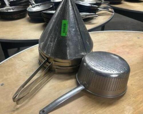(2) STAINLESS CHINA CAPS.