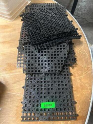 (1) LOT OF 12" X 12" PLASTIC BAR MATS.
