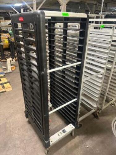 RUBBERMAID 20 PAN PLASTIC TRAY RACK