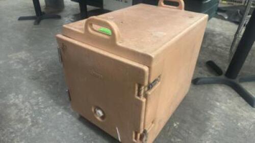 FULL SIZE PLASTIC CATERING BOX.