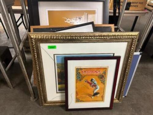 (1) LOT OF ASSORTED BROKEN GLASS / FRAME PRINTS.