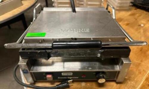 WARING COUNTER TOP ELECTRIC PANINI MACHINE.