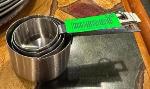 STAINLESS STEEL MEASURING CUP SET
