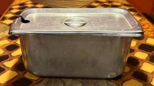 (6) 1/3 SIZE STAINLESS PANS WITH LIDS