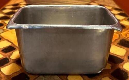 (6) 1/4 SIZE STAINLESS PANS