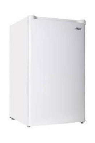 DESCRIPTION: (1) MINI FRIDGE BRAND/MODEL: ARCTIC KING #ARU30S1ARWW INFORMATION: WHITE SIZE: 3.0 CU FT RETAIL$: $199.99 EA QTY: 1