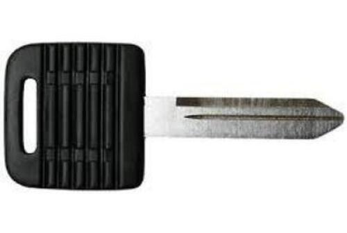 DESCRIPTION: (4) CASE OF (10) BLANK KEY BRAND/MODEL: STRATTEC #C28698 RETAIL$: $$25.78 EA QTY: 4
