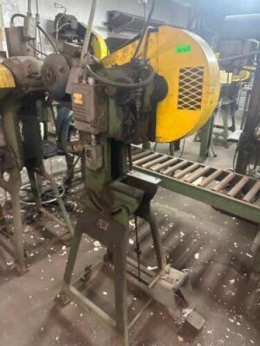 INDUSTRIAL PUNCH PRESS