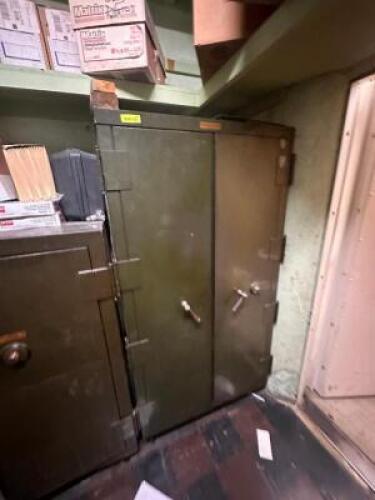 VINTAGE COMBINATION SAFE