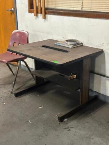 SINGLE STUDENT DESK