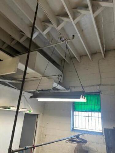 (2) - SHOP LIGHTS