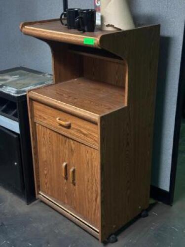 MEDIA DESK