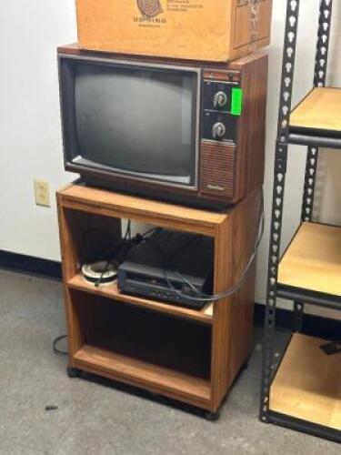 MEDIA DESK