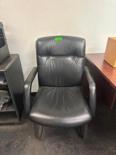WAITING CHAIR