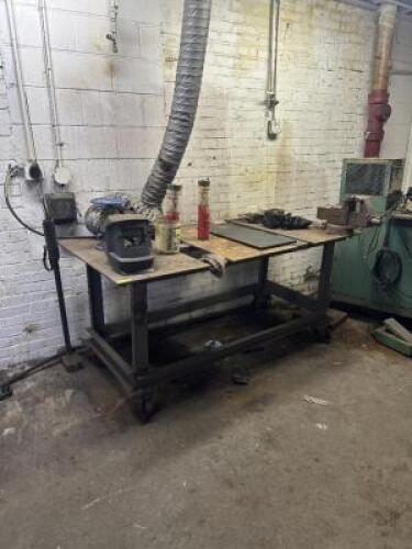 WORK TABLE WITH MOUNTED VICE