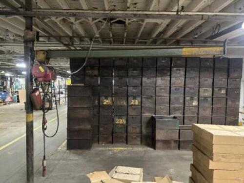 1/2 TON HOIST WITH BOOM