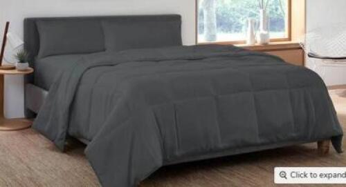 GOTO BEDDING QUEEN DOWN ALTERNATIVE COMFORTER GREY