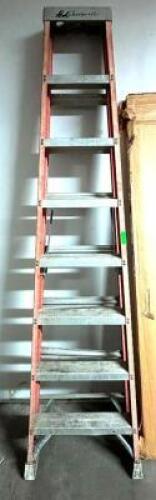 8FT FIBERGLASS LADDER