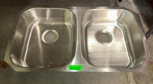 STAINLESS STEEL DOUBLE BOWL SINK