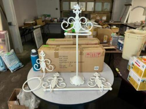 WHITE THREE PIECE BATHROOM ACCESSORY SET