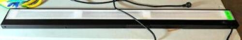 LED CEILING MOUNTED STRIP LIGHT