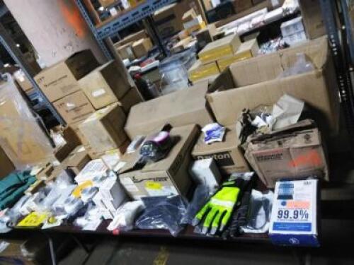 DESCRIPTION: (1) TABLE OF MISC ITEMS BRAND/MODEL: MANY INFORMATION: MUST COME INSPECT SIZE: WHOLE TABLE AS 1 LOT QTY: 1