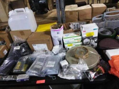 DESCRIPTION: (1) TABLE OF MISC ITEMS BRAND/MODEL: MANY INFORMATION: MUST COME INSPECT SIZE: WHOLE TABLE AS 1 LOT QTY: 1