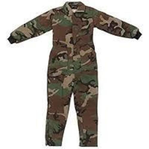 DESCRIPTION: (5) SET OF COVERALLS BRAND/MODEL: DOGS INFORMATION: DESERT CAMO SIZE: X-LARGE REGULAR RETAIL$: $50.00 EA QTY: 5