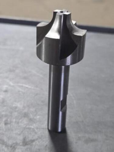 DESCRIPTION: (1) HSS CORNER ROUNDING END MILL BRAND/MODEL: VC 182-6205 SIZE: 5/16" RAADIUS 1-1/8" DIA RETAIL$: $68.10 QTY: 1