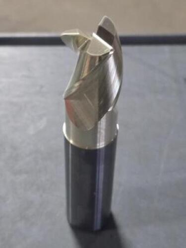 DESCRIPTION: (1) CARBIDE CORNER RADIUS END MILL BRAND/MODEL: ACCUPRO 48339378 SIZE: 1" DIA 1-1/4" LOC 0.0600" RAD RETAIL$: $334.39 QTY: 1