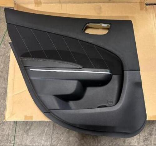 MOPAR INTERIOR REPLACEMENT DOOR TRIM