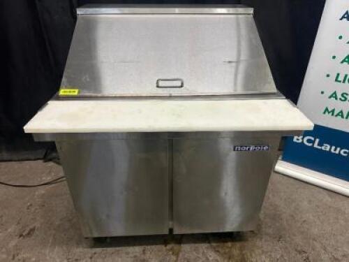 DESCRIPTION NORPOLE 36" REFRIGERATED SANDWICH PREP UNIT. BRAND / MODEL: NORPOLE SP2R-SWMT36 ADDITIONAL INFORMATION TESTED AND WORKING. 115 VOLT, 1 PHA