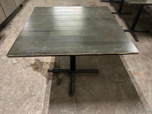 DESCRIPTION 30" X 30" GREY WOODEN TABLE W/ BASE. SIZE 30" X 30" LOCATION BAY 6 QTY 1