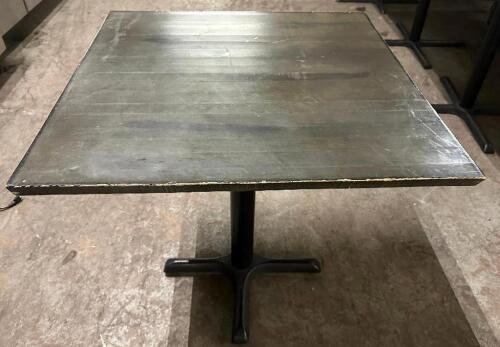 DESCRIPTION 36" X 36" GREY WOODEN TABLE W/ BASE. SIZE 36" X 36" LOCATION BAY 6 QTY 1
