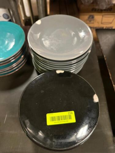 DESCRIPTION (1) LOT OF 7.5" MULTI COLOR CHINA PLATES. THIS LOT IS: ONE MONEY LOCATION BAY 6 QTY 1
