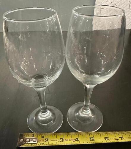 DESCRIPTION (12) WINE GLASSES THIS LOT IS: SOLD BY THE PIECE LOCATION BAY 6 QTY 12