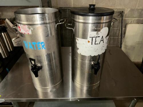 DESCRIPTION (2) STAINLESS TEA DECANTERS. ADDITIONAL INFORMATION ONLY 1 HAS LID. THIS LOT IS: ONE MONEY LOCATION BAY 6 QTY 1