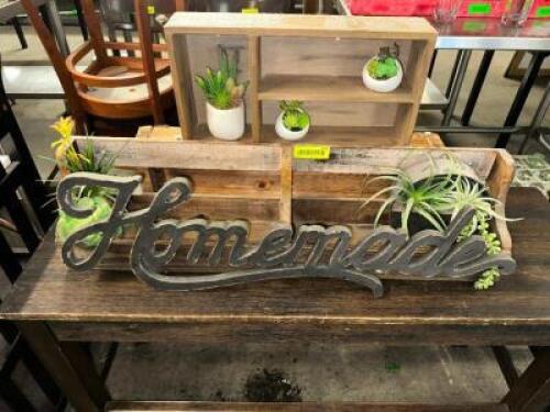 DESCRIPTION (1) LOT OF ASSORTED WALL DECORATIONS AND SIGNS THIS LOT IS: ONE MONEY LOCATION BAY 6 QTY 1