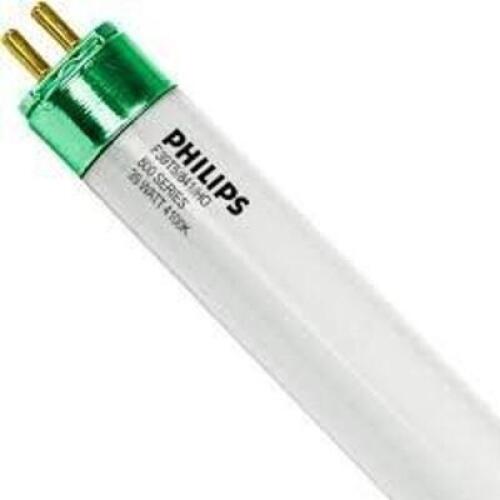 DESCRIPTION: (1) BOX OF (40) FLUORESCENT BULBS BRAND/MODEL: PHILIPS #290254 ALTO SIZE: 34IN RETAIL$: $463.60 EA QTY: 1