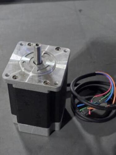 DESCRIPTION: (1) FIVE PHASE STEPPER MOTOR BRAND/MODEL: AUTONICS A16K-M569 INFORMATION: 2.27V DC/PHASE SIZE: 8mm SHAFT RETAIL$: $375.53 QTY: 1
