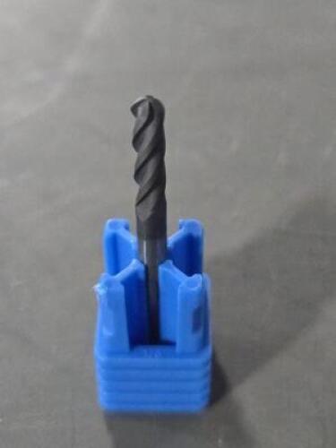 DESCRIPTION: (4) CARBIDE BALL END MILLS BRAND/MODEL: CHRYSTALLUME P820-200008-1 SIZE: 1/8" DIA 1/2" LOC 1/8" SD RETAIL$: $643.00 QTY: 4